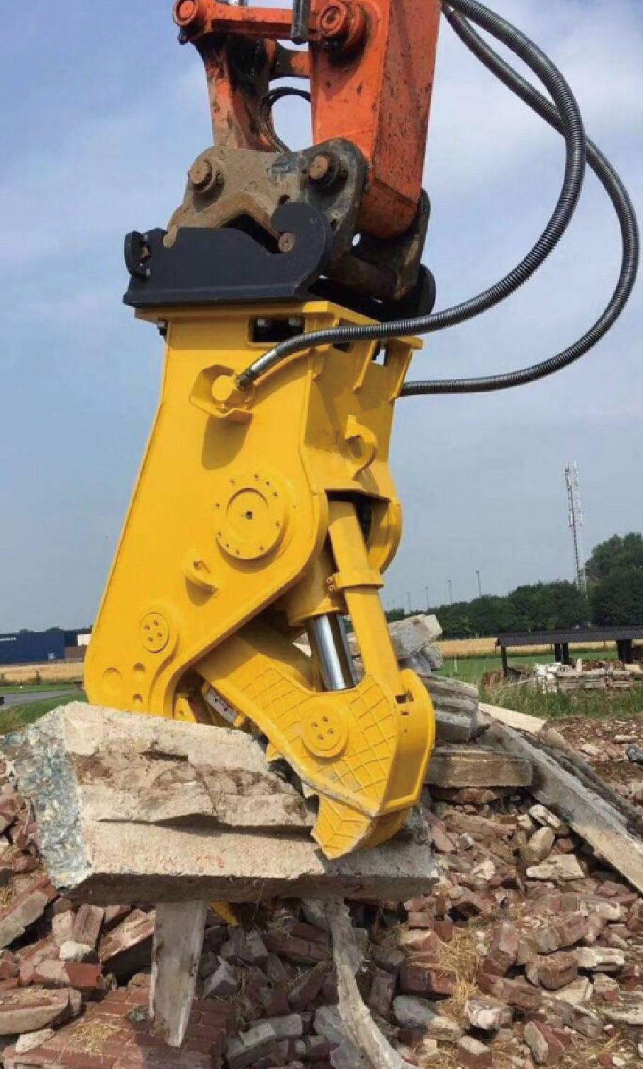 Hydraulic Pulverizer